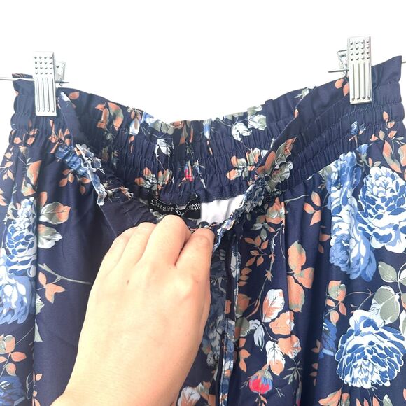 SCARLET DARKNESS Floral Midi Skirt Navy‎ Blue NWT Small - Picture 4 of 6
